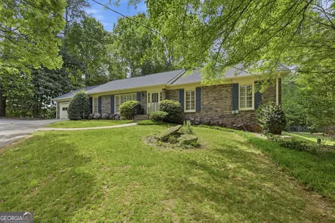 3741 Midvale Rd, Tucker, GA 30084