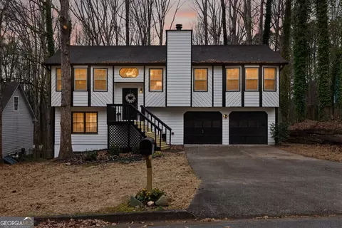 2444 Windridge Dr NE, Conyers, GA 30013