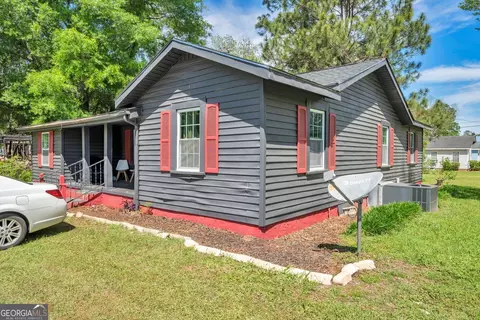Exterior - 415 E 7th Ave, Cordele, GA 31015 photo 1 of 1