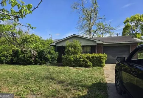 1705 Spooner Rd, Douglas, GA 31533