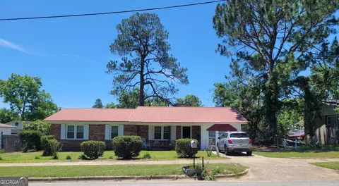 9 E Th E 417, Alma, GA 31510