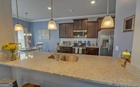 Kitchen - 810 Winscape Ln, Cornelia, GA 30531 photo 2 of 2