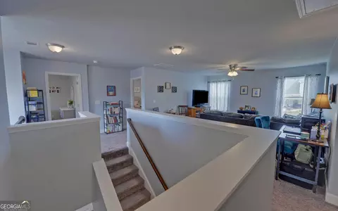 Entry Way - 810 Winscape Ln, Cornelia, GA 30531 photo 7 of 7