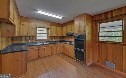 Kitchen - 586 Collins Rd, Toccoa, GA 30577 photo 1 of 2