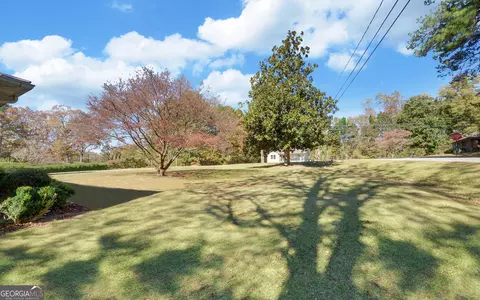 Exterior - 586 Collins Rd, Toccoa, GA 30577 photo 17 of 21