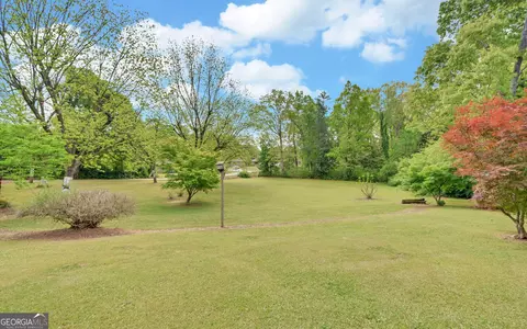 Exterior - 586 Collins Rd, Toccoa, GA 30577 photo 12 of 21