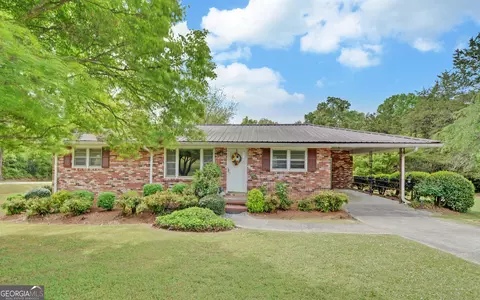 586 Collins Rd, Toccoa, GA 30577