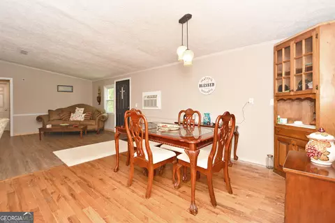 Dining - 384 Double D Rd, Temple, GA 30179 photo 2 of 3
