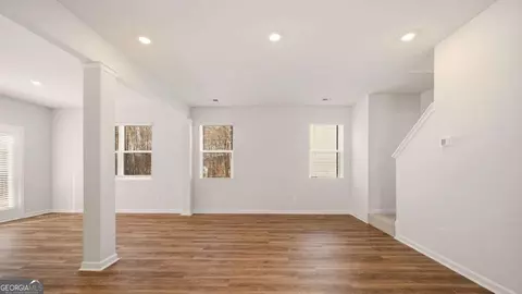 Living - 109 Oakchase Park Ln, Hampton, GA 30228 photo 3 of 4