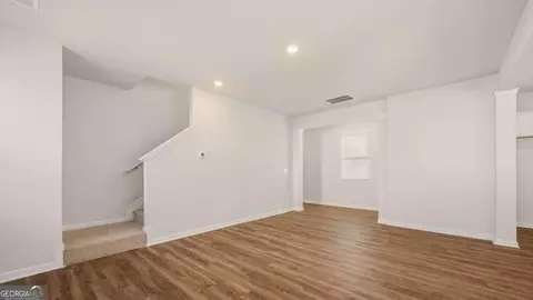 Living - 109 Oakchase Park Ln, Hampton, GA 30228 photo 2 of 4