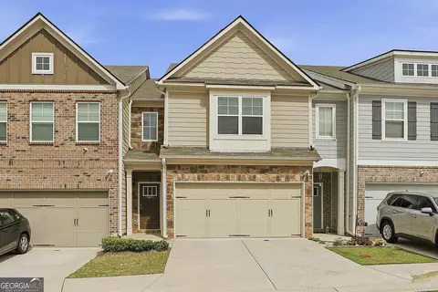 7641 Squire Ct, Fairburn, GA 30213