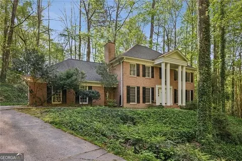 6757 Riverside Dr, Atlanta, GA 30328