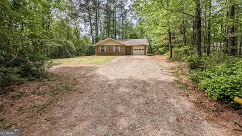 7865 Hobgood Rd, Fairburn, GA 30213