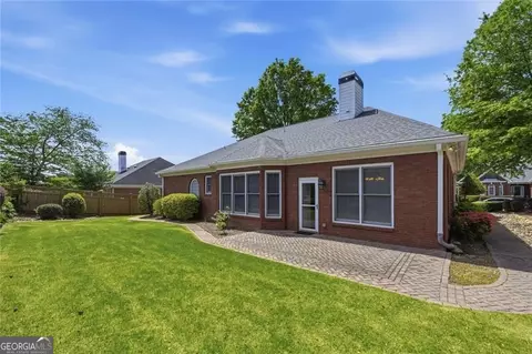Exterior - 2575 Harman Park Ct NW, Duluth, GA 30097 photo 4 of 9