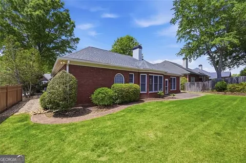 Exterior - 2575 Harman Park Ct NW, Duluth, GA 30097 photo 5 of 9