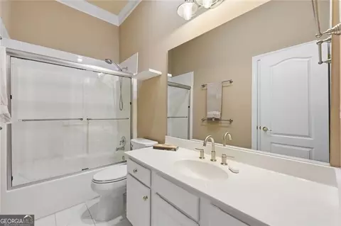 Bath - 2575 Harman Park Ct NW, Duluth, GA 30097 photo 4 of 4