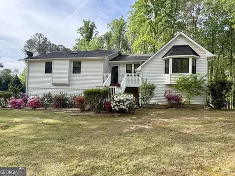 3790 Pine Brook Dr, Acworth, GA 30102