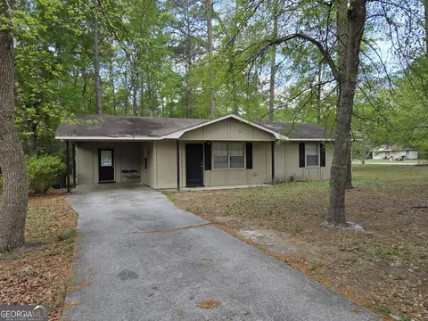 219 Surrey Rd, Hinesville, GA 31313