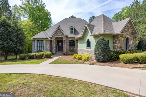 11 Deer Creek Dr, Forsyth, GA 31029
