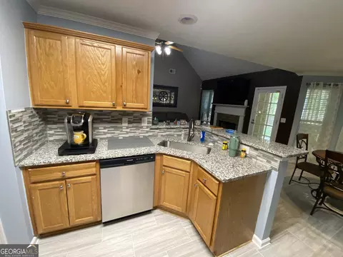 Kitchen - 312 Cascade Ct, Hampton, GA 30228 photo 1 of 2
