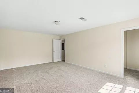 Bedroom - 1160 Pebble Ridge Dr, Hampton, GA 30228 photo 4 of 5