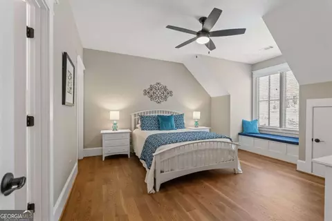 Bedroom - 16200 Henderson Rd, Milton, GA 30004 photo 4 of 8