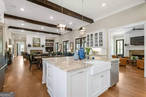 Kitchen - 16200 Henderson Rd, Milton, GA 30004 photo 4 of 8