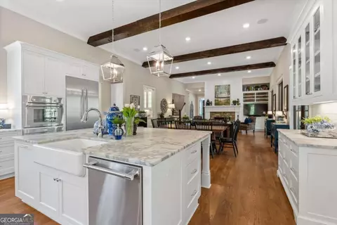 Kitchen - 16200 Henderson Rd, Milton, GA 30004 photo 2 of 8