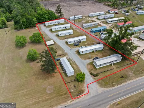 227 Bell Telephone Rd, Hazlehurst, GA 31539