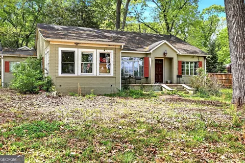 642 Skyline Dr, Toccoa, GA 30577