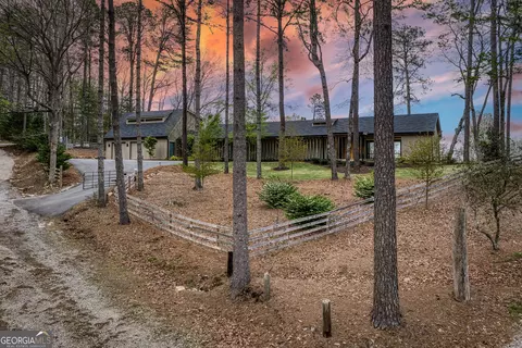 133 Oasis Ridge Rd, Lakemont, GA 30552