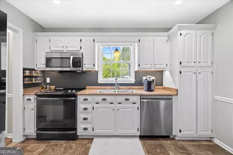 Kitchen - Undisclosed, Calhoun, GA 30701 photo 2 of 3