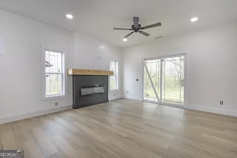 320 Thompson St, Pendleton, SC 29670 photo 5