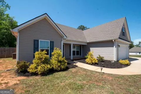 Exterior - 1589 New Franklin Rd, Lagrange, GA 30240 photo 6 of 9