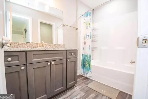 Bath - 1589 New Franklin Rd, Lagrange, GA 30240 photo 1 of 3