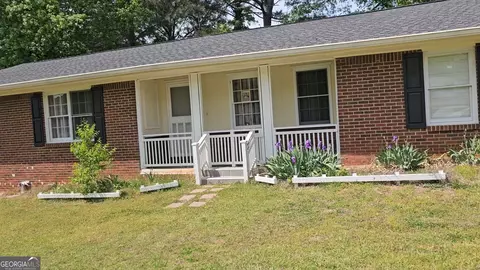 999 Chestnut Oak Ct, Lawrenceville, GA 30046