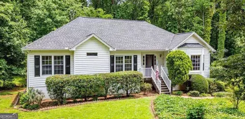 567 Leah Dr, Powder Springs, GA 30127