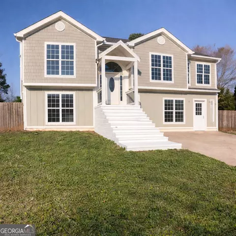 1250 Persimmon Place Dr, Bethlehem, GA 30620
