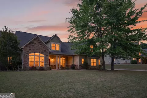 310 Ivy Ln, Senoia, GA 30276