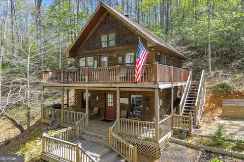 294 Brookwood Ln, Clarkesville, GA 30523