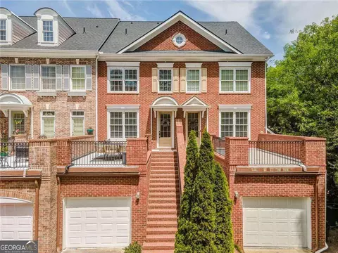 6013 Waters Edge Trl, Roswell, GA 30075