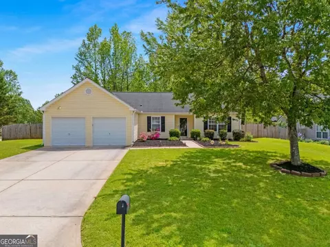 11 Fern Leaf Ct, Dallas, GA 30157