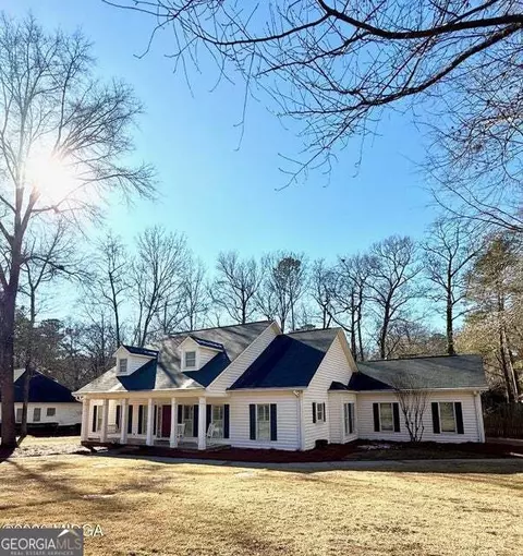 175 Rivoli Lndg, Macon, GA 31210