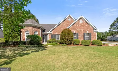 1718 Sapling Ct, Lawrenceville, GA 30043