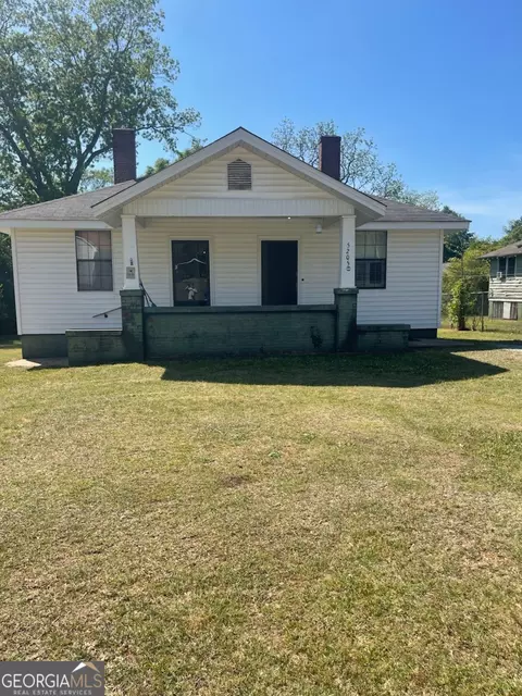 5205 23rd Blvd, Valley, AL 36854