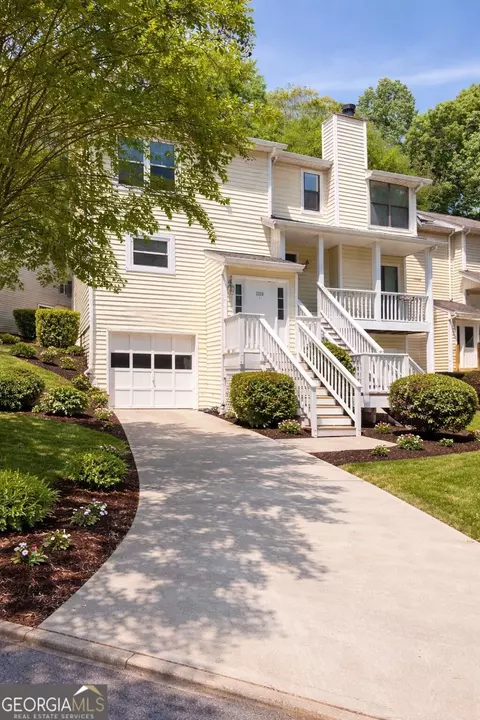 2220 Spring Walk Ct, Atlanta, GA 30341