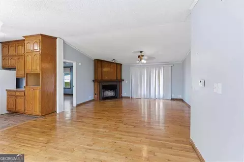 Living - 235 Kirk Rd NW, White, GA 30184 photo 1 of 2