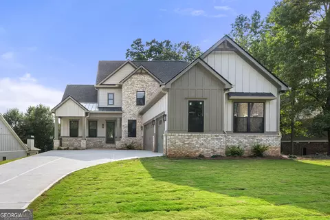 5676 Meadow View Dr, Jefferson, GA 30549