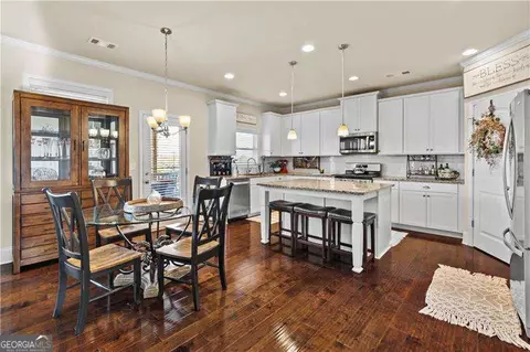 Kitchen - 622 Little Bear Loop, Canton, GA 30114 photo 1 of 3