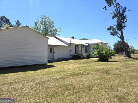 Exterior - 2257 Harden Chapel Rd, Lyons, GA 30436 photo 2 of 4